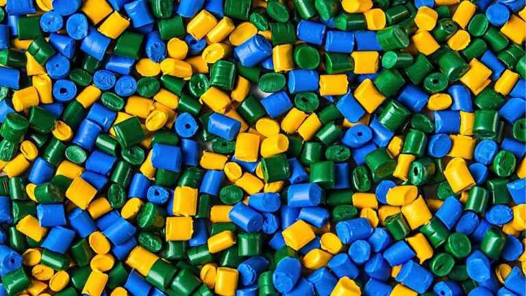 Como colar plástico polipropileno